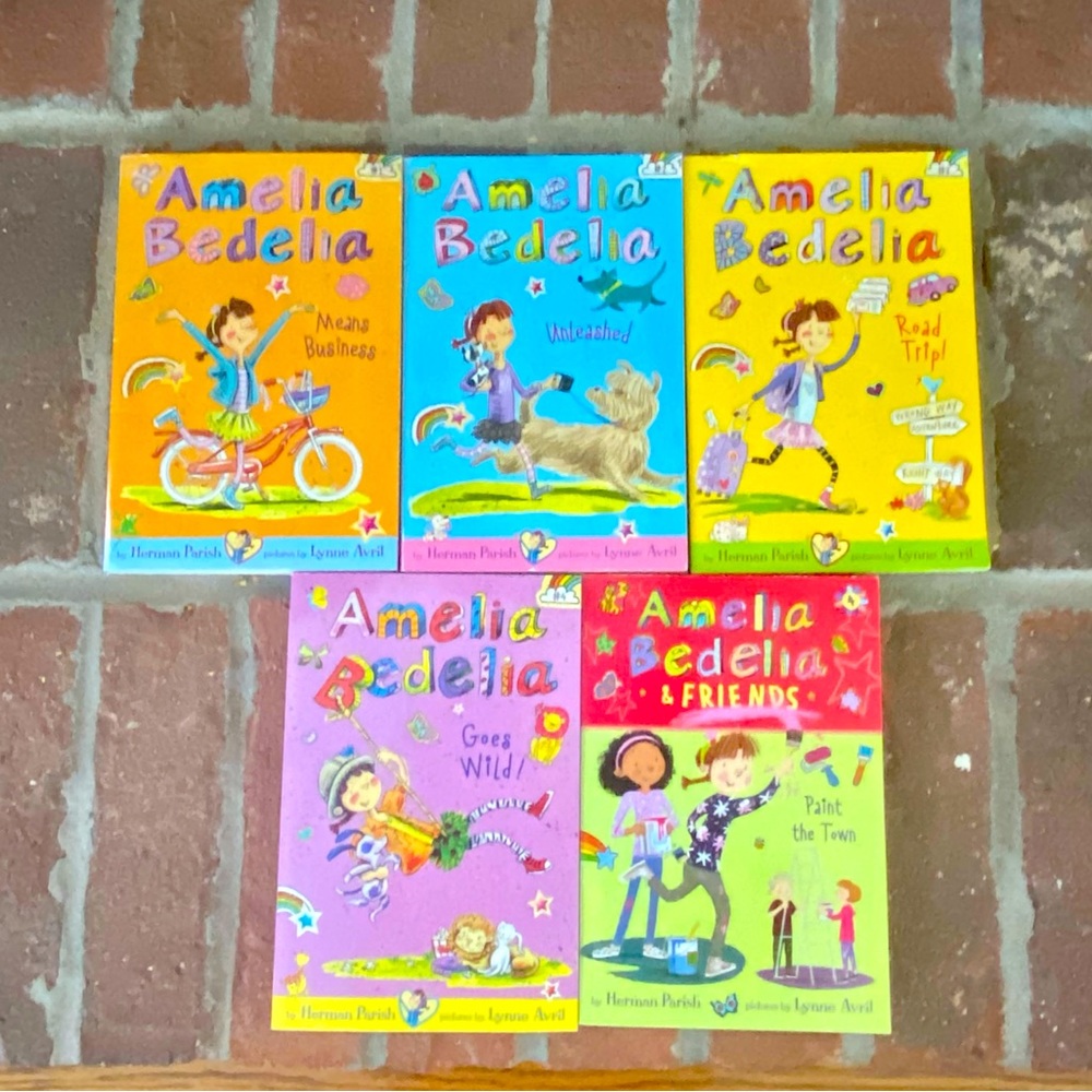 Amelia Bedelia Books Lot of 5